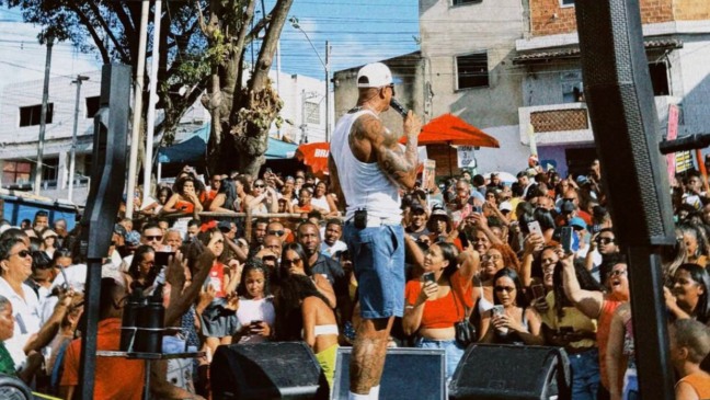 Foto: Reprodução/@leosantana