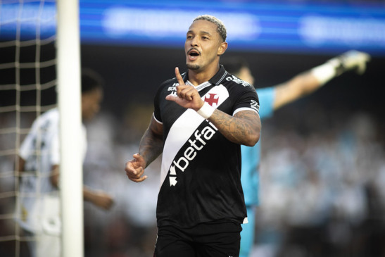 David comemora gol em Santos x Vasco da Gama pelo Campeonato Brasileiro | Foto: Matheus Lima/Vasco