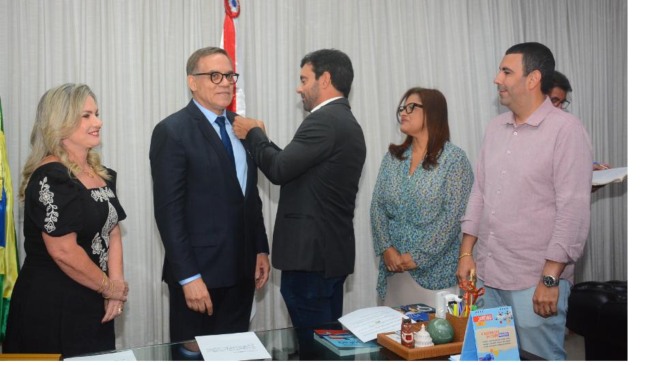 Luciano Ribeiro tomou posse nesta quinta-feira (22). Foto: Juliana Andrade/Agência ALBA