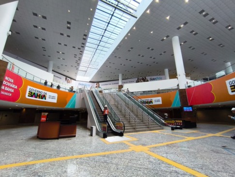 Governador Jerônimo Rodrigues recebe chaves da nova Rodoviária de Salvador