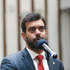 Deputado Tiago Correia. Foto: Divulgação