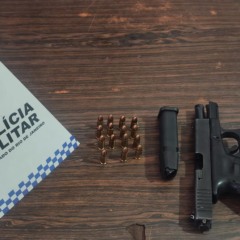 Pistola 9mm apreendida com Tiba | Foto: Divulgação SSP e MPBA