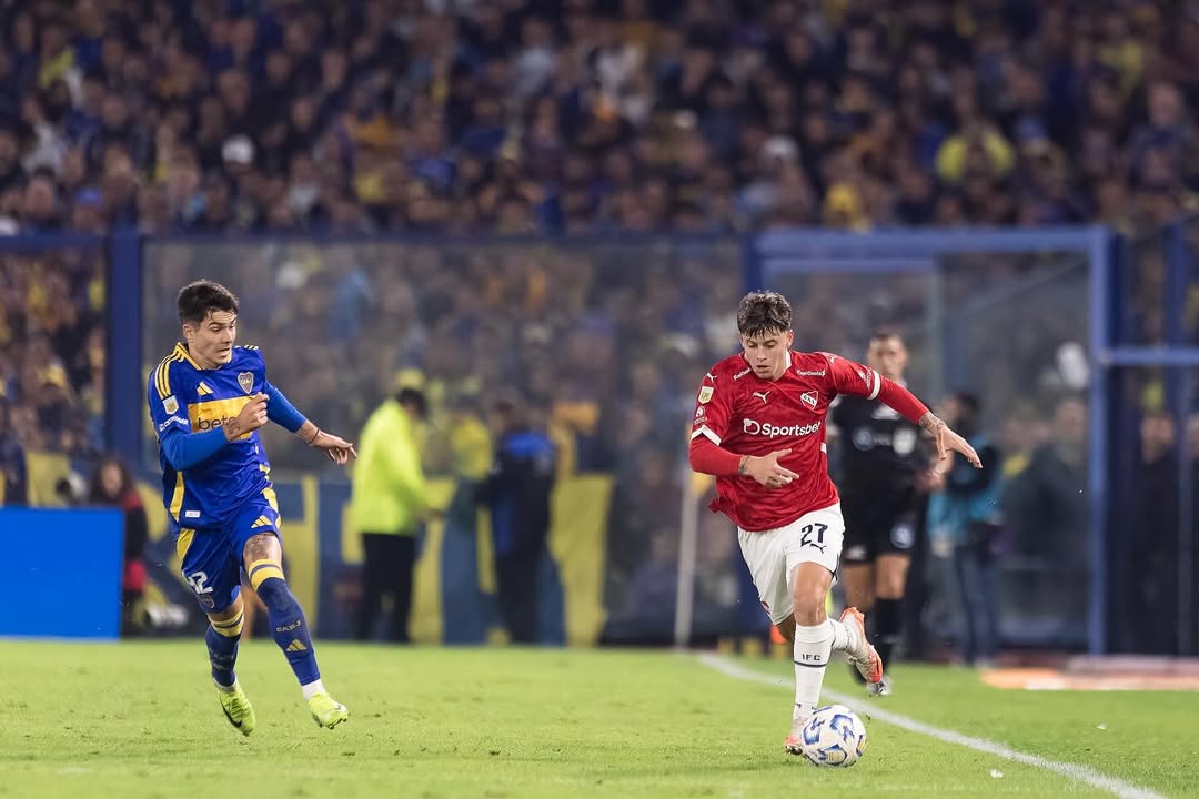 Diego Tarzia em jogo contra o Boca Juniors | Foto: Reprodução/@dieguitotarzia