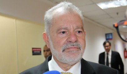 Marcelo Nilo sinaliza acordo e deve abrir mão de candidatura ao Senado Marcelo Nilo sinaliza acordo e deve abrir mão de candidatura ao Senado