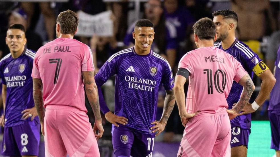 Thiaguinho e Lionel Messi em Orlando City 2x4 Inter Miami, pela MLS | Foto: Reprodução / @thiaguinho__07 Thiaguinho e Lionel Messi em Orlando City 2x4 Inter Miami, pela MLS | Foto: Reprodução / @thiaguinho__07