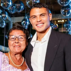 mae de thiago silva